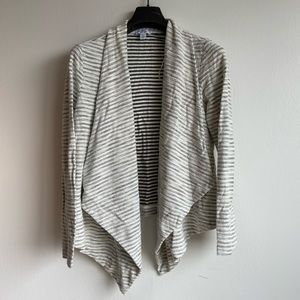 Lord and Taylor sweater striped grey medium